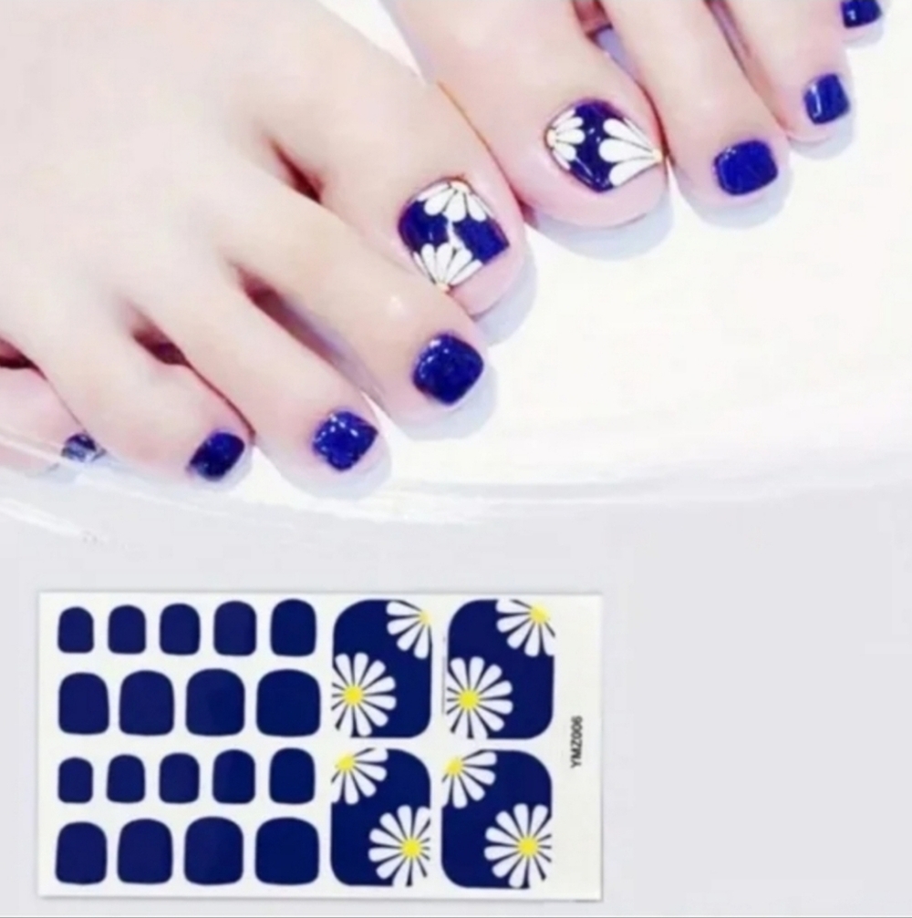 3 FOR $13 🔥 Trendy Self Adhesive Toe Nails Wrap